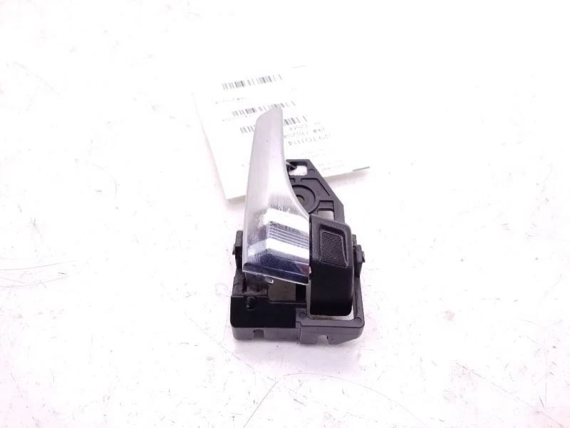 Toyota RAV4 2014 lado del pasajero conjunto de manija de puerta interior delantera  Foto 3 de 4