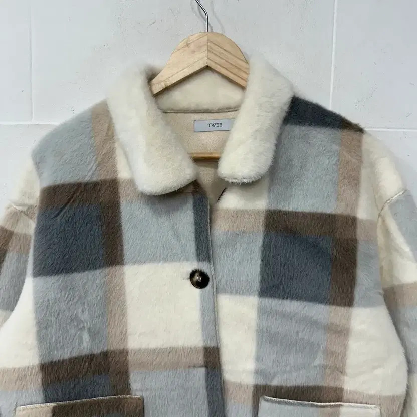 Twee Checked Pattern Short Jacket, Casual Lightwe… - image 2