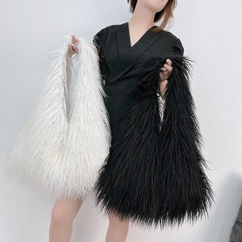 Women Handbag Shoulder Bag Faux Mongolian Fur Furry Fluffy Plush Winter Handbag - Picture 4 of 34