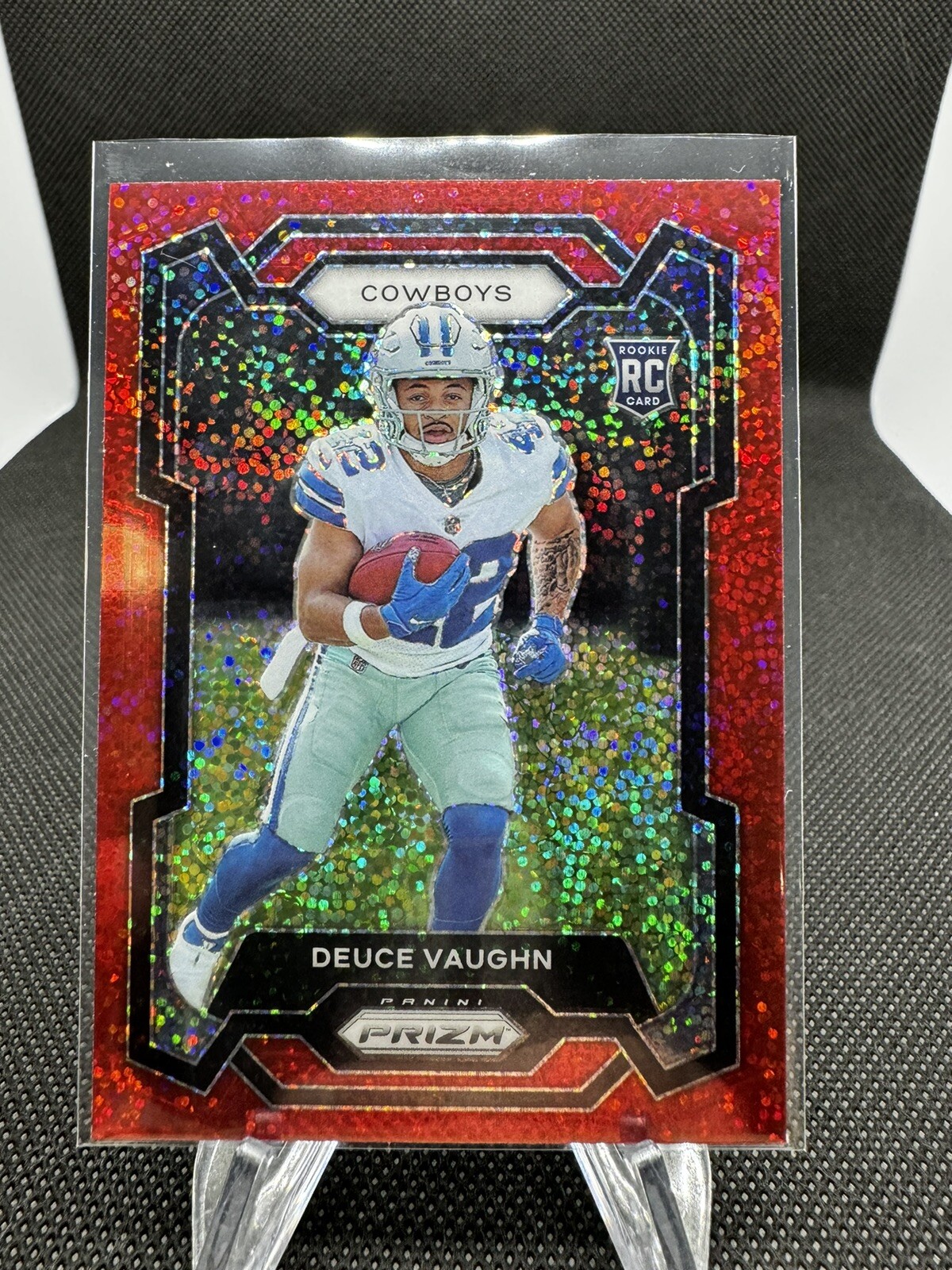 2023 Panini Prizm #324 Deuce Vaughn Red Sparkle Prizm B3