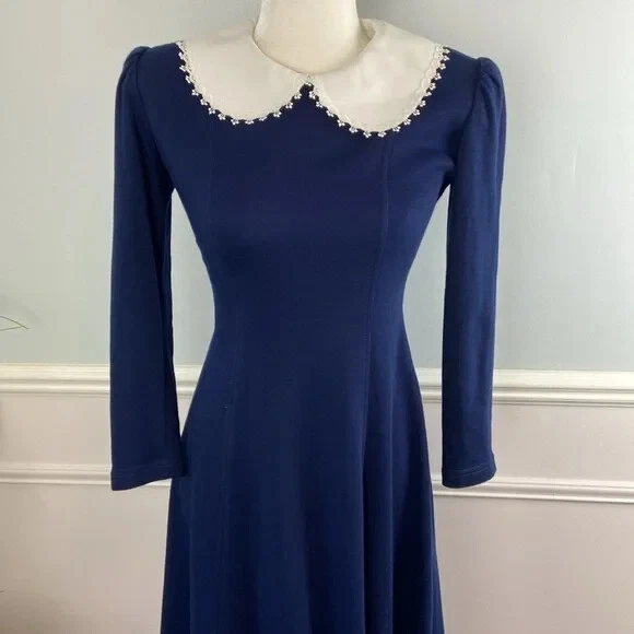 Vintage Petite Lang Midi Dress Peter Pan Collar Wednesday Addams Size 4 - Image 3 of 4