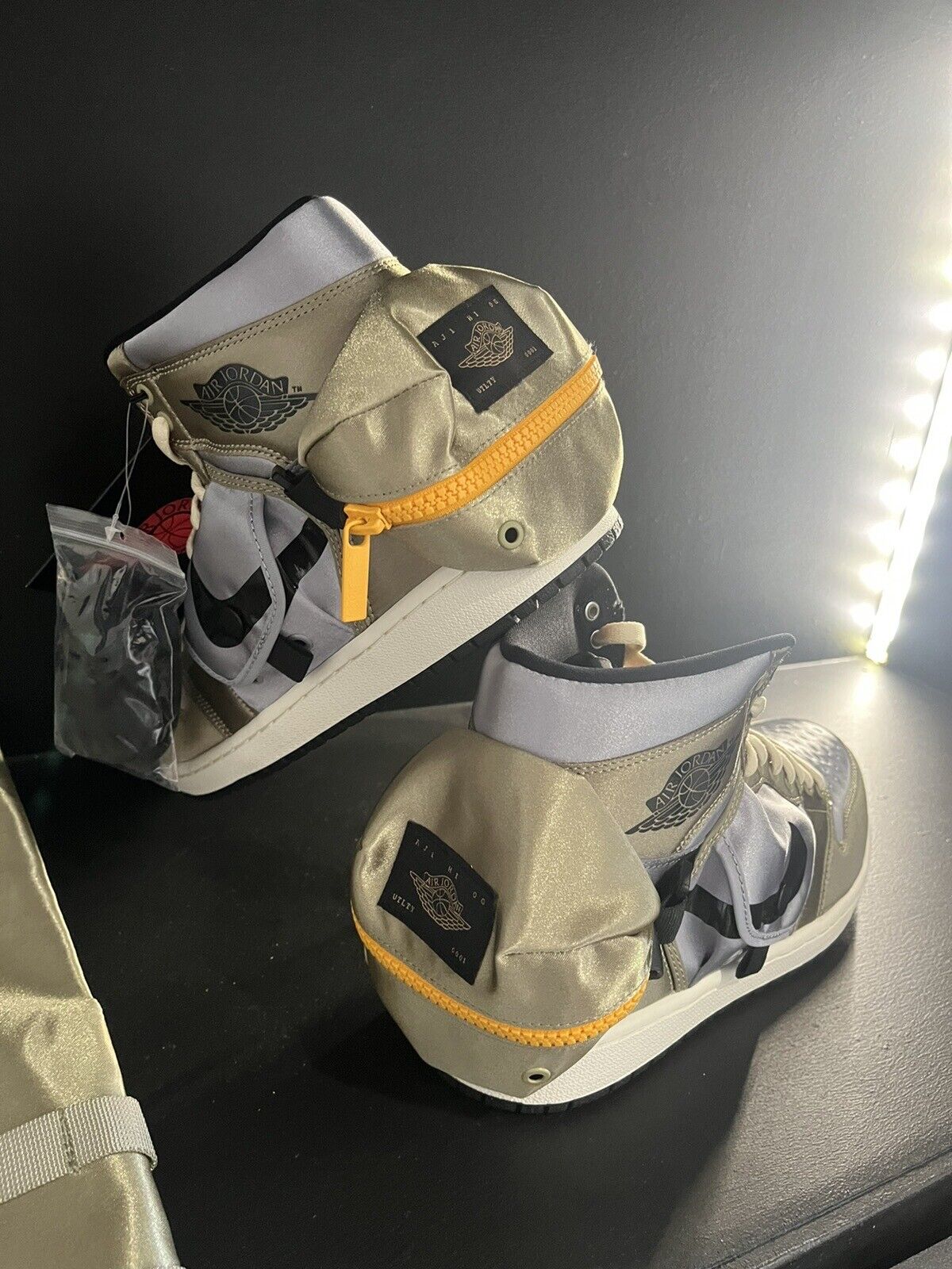 Picture 1 of 17