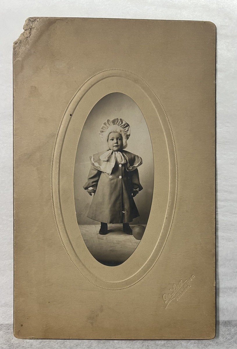 Vintage Studio Photograph of a Young Child | eBay