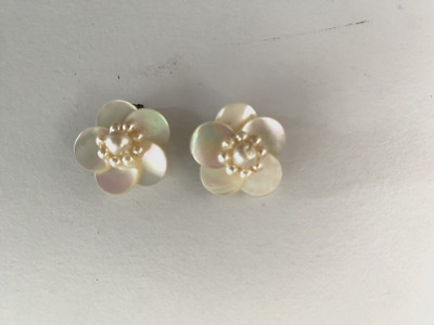 True Vintage Original Ohrringe Clip echtes Perlmutt Perlen Blumen
