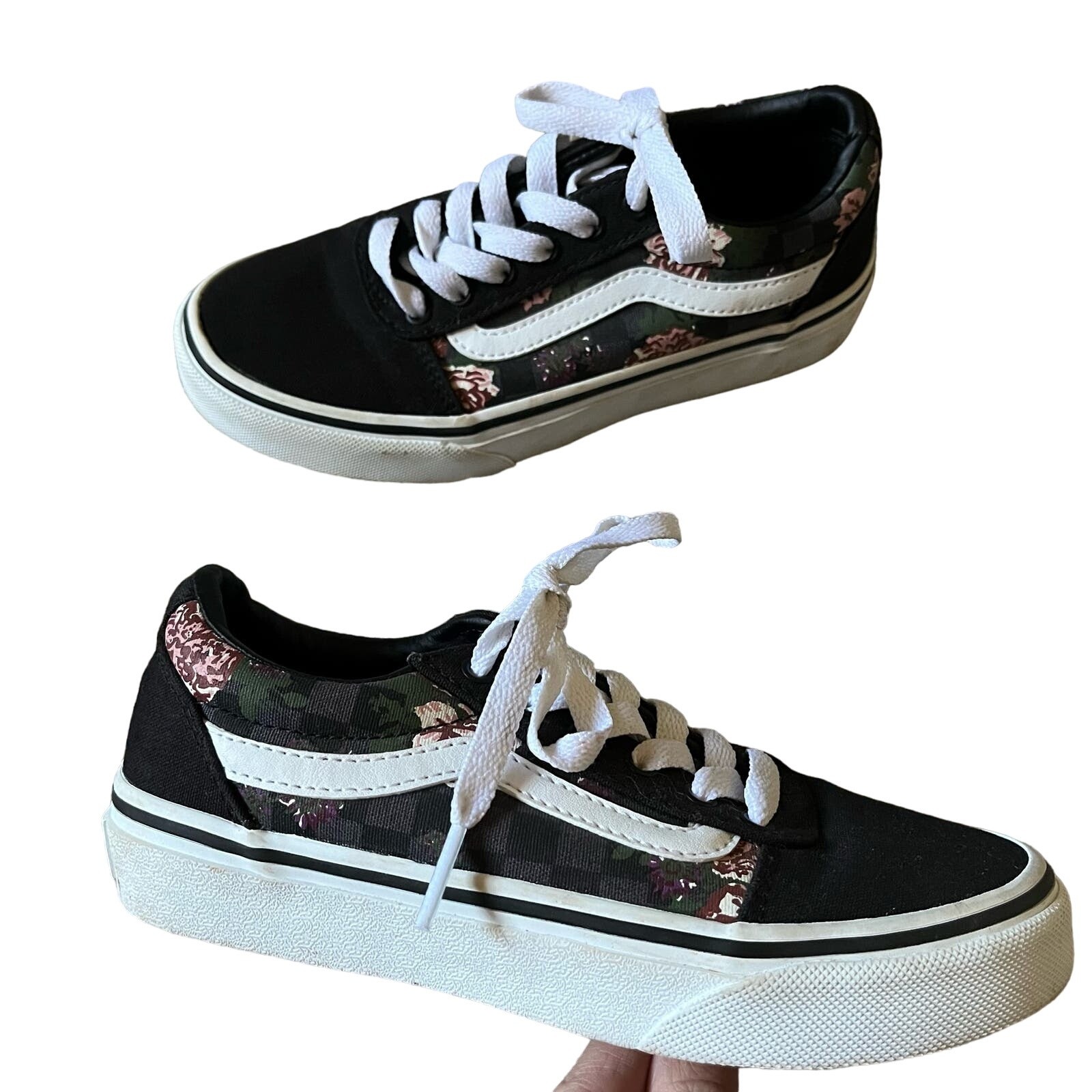 Kids Girls Youth Vans Lace Up Sneakers Floral Black Size 1 Missy