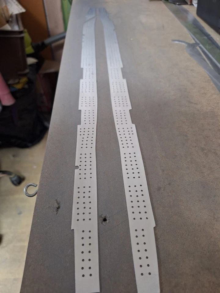 Seenotrettungskreuzer Robbe Berlin Aluminium Lochbleche Für das Deck Neu! - Bild 3 von 4