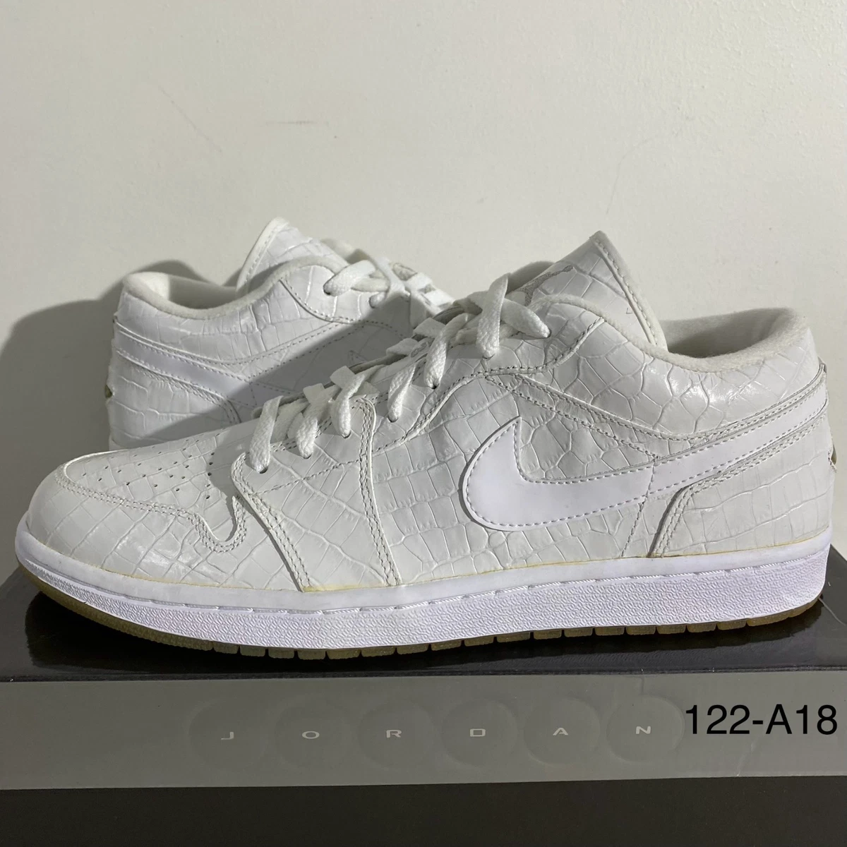 Nike Air Jordan 1 Low シルバー Jordan 1 Retro Low Metallic Silver White | eBay