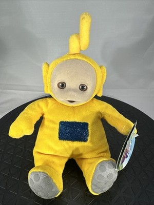 VTG Eden 1998 TELETUBBIES Laa Laa Fuzzy Face Bean Bag Plush Doll