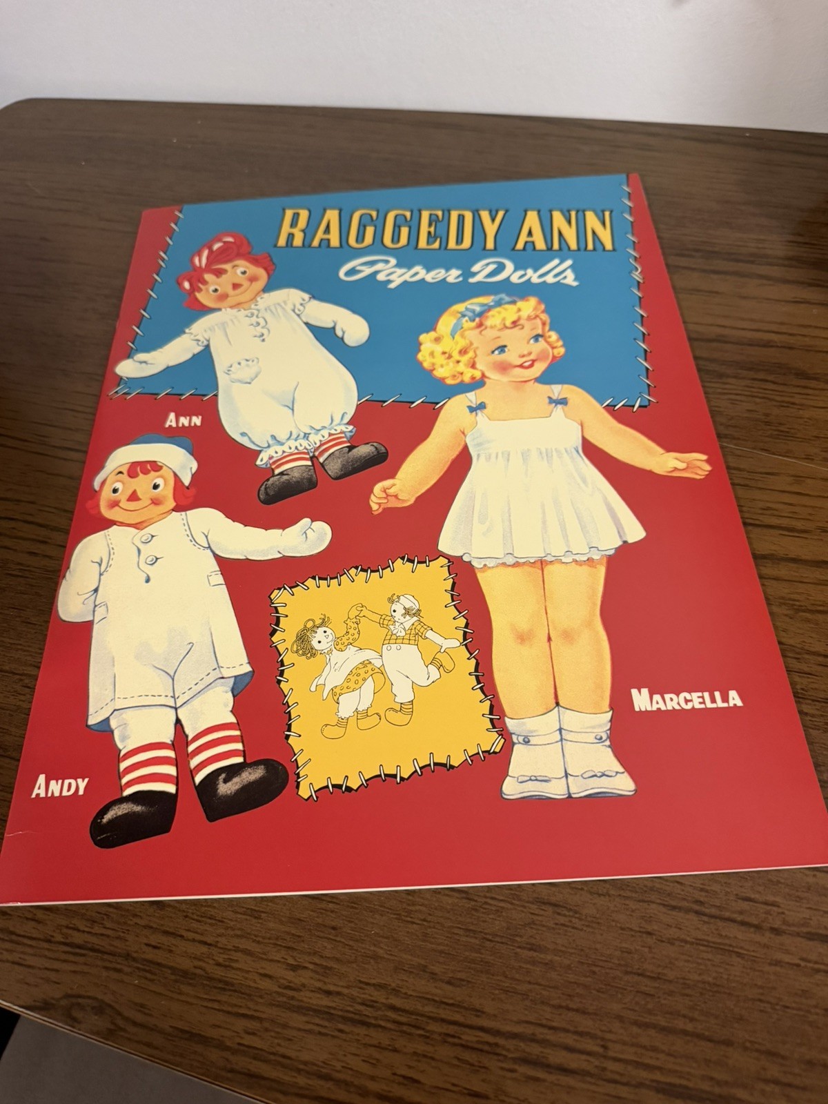 1995 Vintage Raggedy Ann Paper Dolls Dresses Outfits UNCUT