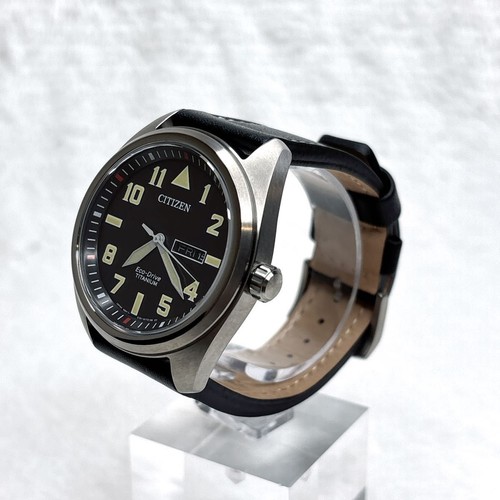 Citizen Eco-Drive BM8560-29E Jour Date Blk Argent Rond Titane Solaire Montre - Photo 3 sur 7