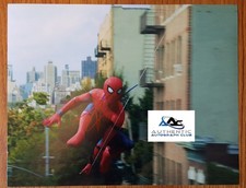 TOM HOLLAND AUTOGRAPH SIGNED 11x14 PHOTO SPIDERMAN COA