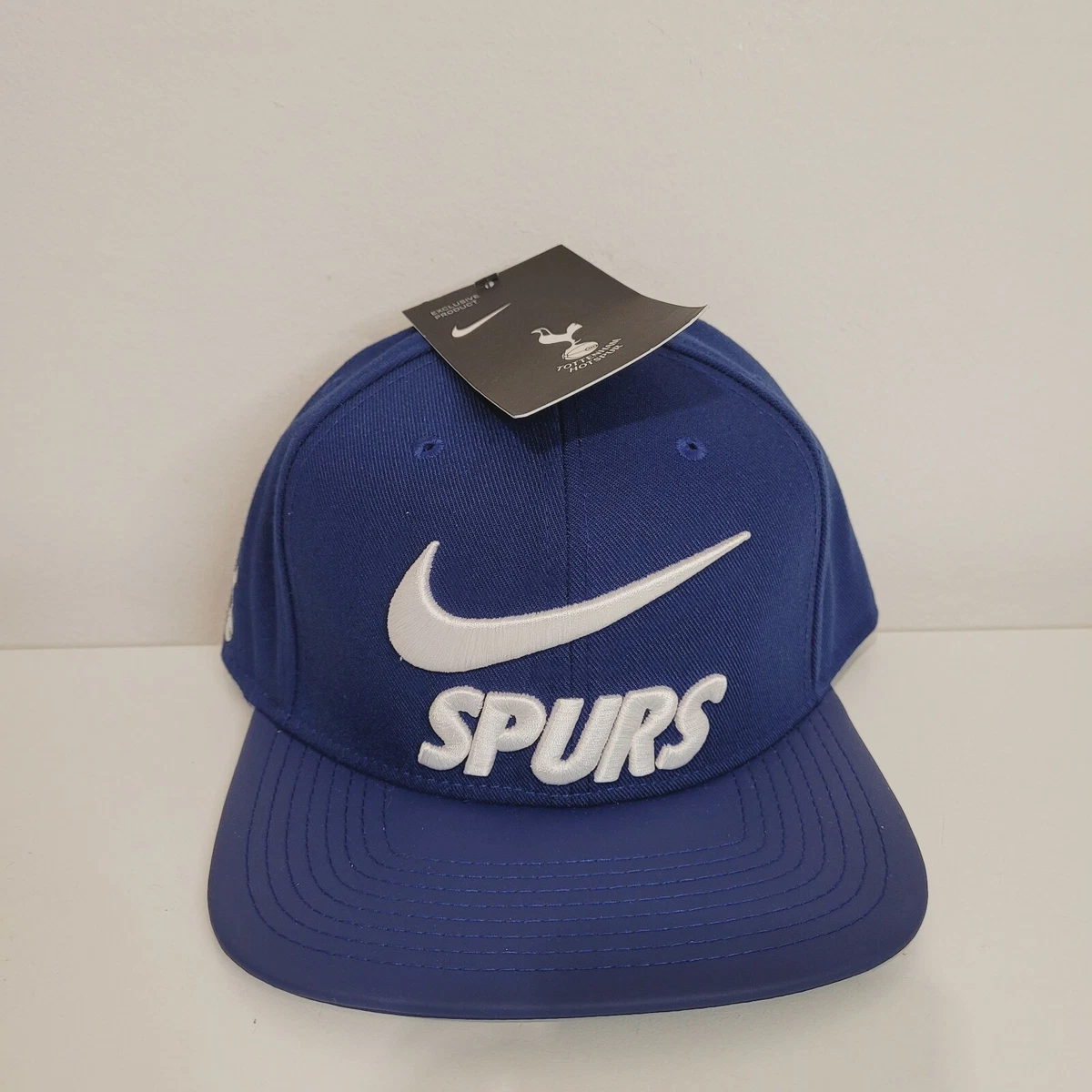 Spurs top nike cap