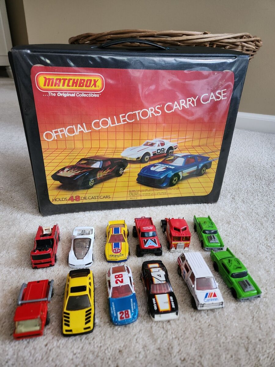 バイクミニカー 16台セット ケース付き 1983 MATCHBOX Official Collectors Carry Case Unbroken Blue