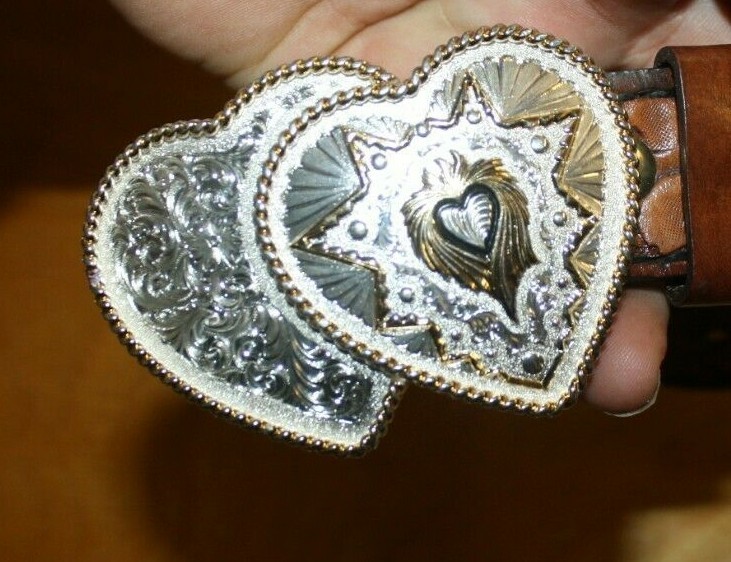 MONTANA SILVERSMITH DOUBLE HEART BELT BUCKLE WITH NICE BELT  display picture 1