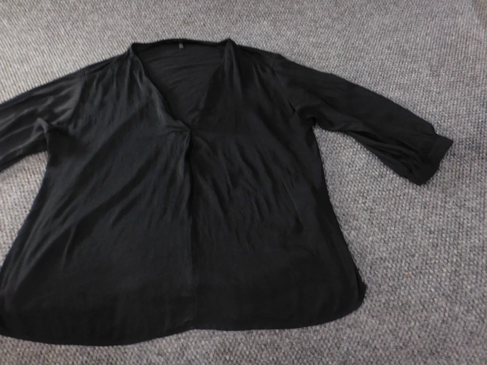 Blusa de mujer White House Black Market mediana negra a rayas jersey top informal Foto 2 de 4