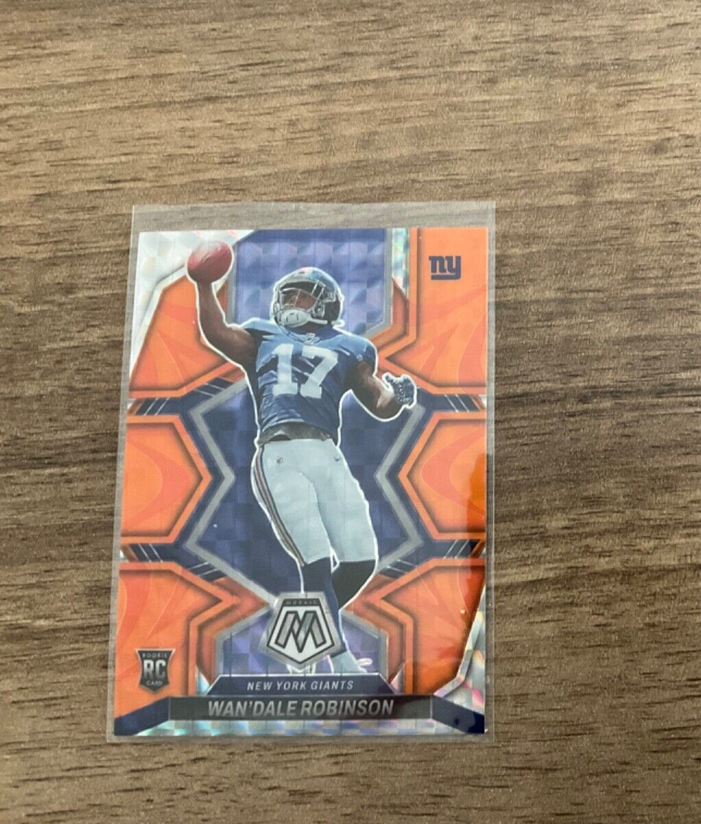 2022 Panini Mosaic Football Wan'Dale Robinson Reactive Orange Prizm Rookie #330