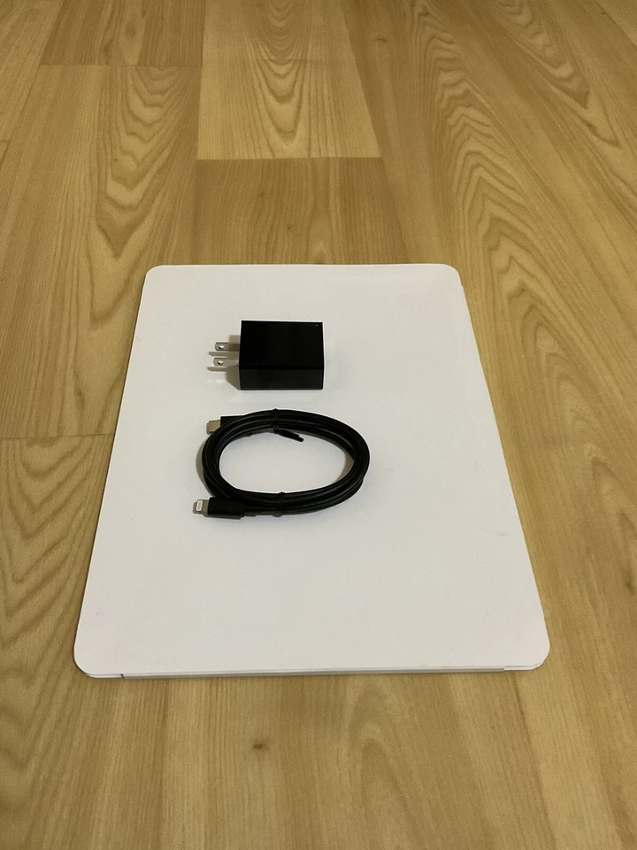 New Original Genuine Apple Ipad Air 1 &2 Ipad Air Pro 18W Lightning Wall Charger - Image 2 of 4