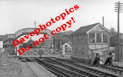 Original  9cm x 14cm (3.5 x 5.5inch) x Railway PHOTOGRAPH  (PA25)   Dereham Nort