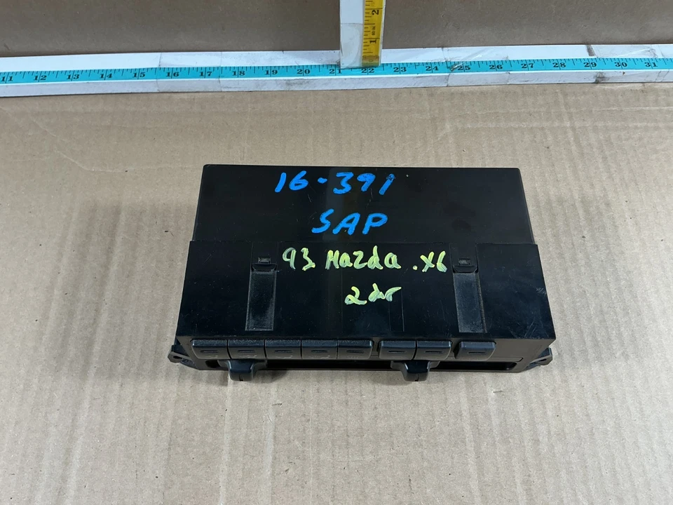 Mazda MX-6 1993-1994 unidad de control de temperatura de calefacción de aire acondicionado Foto 4 de 4