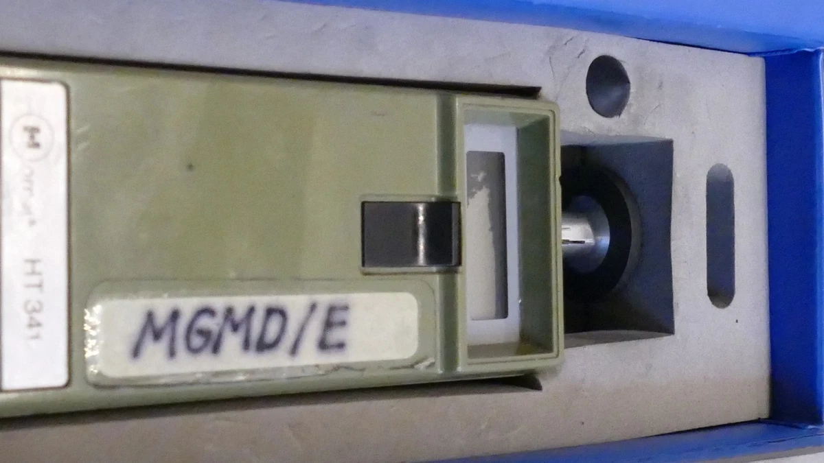 Tacómetro de contacto digital de mano 0,5 ~ 19999 velocímetro de velocidad medidor de RPM V6