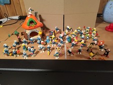 1980's Smurfs PVC Figure Lot with Mushroom House Playset Accessories