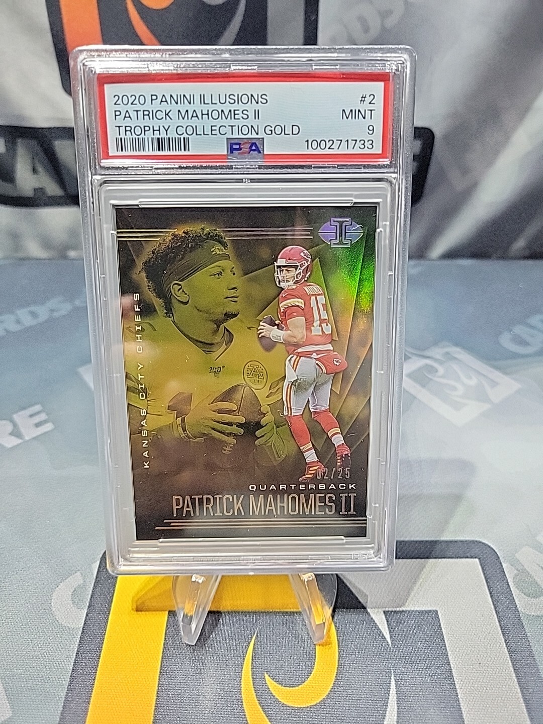 2020 Panini Illusions Patrick Mahomes Trophy Collection Gold 02 /25 #2
