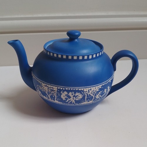 Vintage Jasperware Blue & White John Tams Teapot Stoke On Trent - Picture 3 of 21