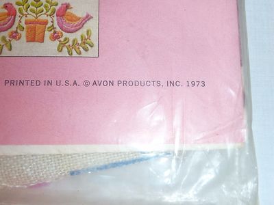 Avon Creative kit de broderie Piglets and Posies Pig Crewel