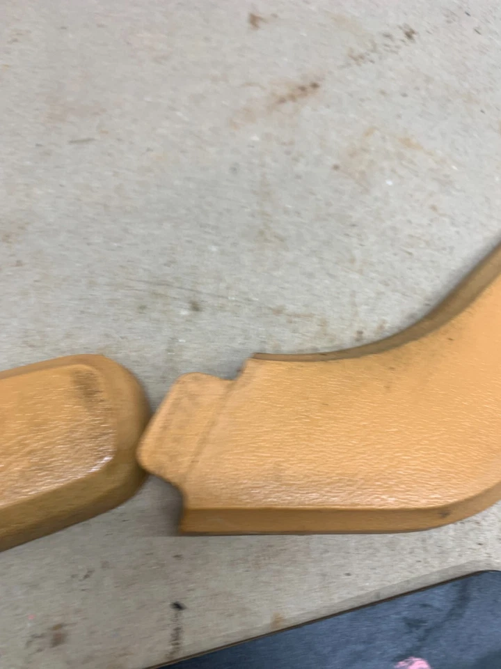 1979-86 Mustang CAPRI SEAT TRACK ARM COVER TRIM PANEL TAN YELLOW 79 80 81 82 FOX - Image 4 of 4