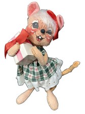 Annalee Mobilitee Christmas Mouse Party Girl Holiday 7  Doll 1995