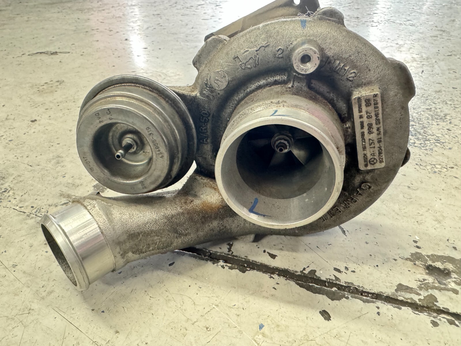 Turbocharger left Turbo Mercedes S-Class W222 217 S 63 AMG M 