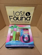 Gillette Venus Gift Snap Embrace Razor Shave Set w/ Covergirl Red Polish NEW!