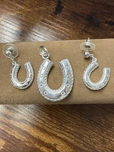 Vtg Horseshoe Jewelry Sterling Silver Horseshoe Pendant & Earrings