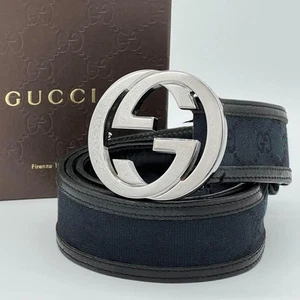 Ceinture Gucci à boucle GG à emboîtement motif GG noir