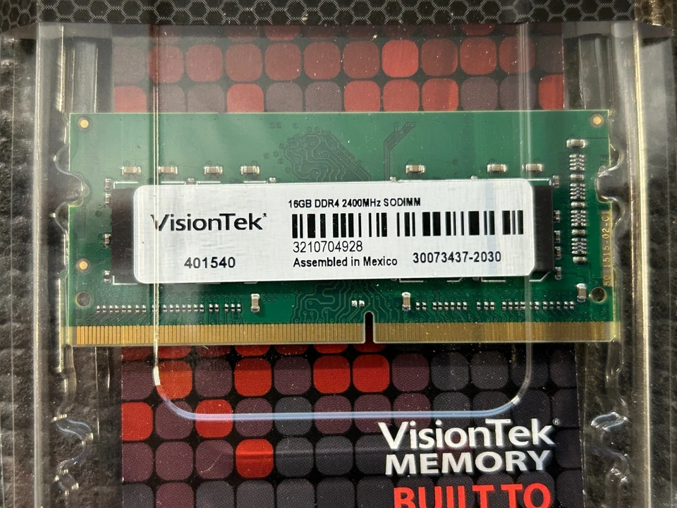 VisionTek 1 x 16GB PC4-17000 DDR4 2133MHz 260-pin SODIMM Memory Module 900853 - Image 2 of 4