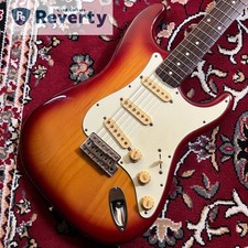 Fender Japan ST62-TX CBS ’62 Stratocaster Reissue Cherry Sunburst MIJ