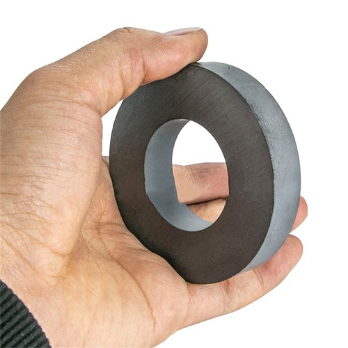 Large Round Ferrite Magnets Ring Strong Magnetics With Hole 45mm/60mm/80mm - Picture 2 of 11