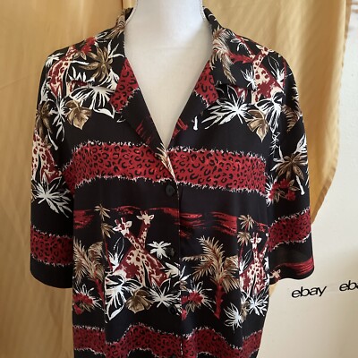 Modern Essentials Woman s Plus Hawaiian Giraffe & Floral Blouse Size 20W / 1X