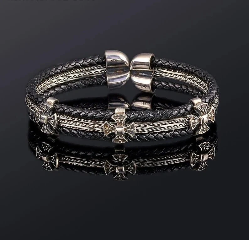 Pulsera de cuero con cruz de plata de ley, pulsera artesanal Axion, joyería para hombre Foto 4 de 4