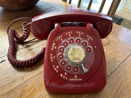 VINTAGE RED ROTARY DAIL PHONE MID CENTURY MODERN TELEPHONE AUTOMATIC ELECTRIC - Afbeelding 9 van 11