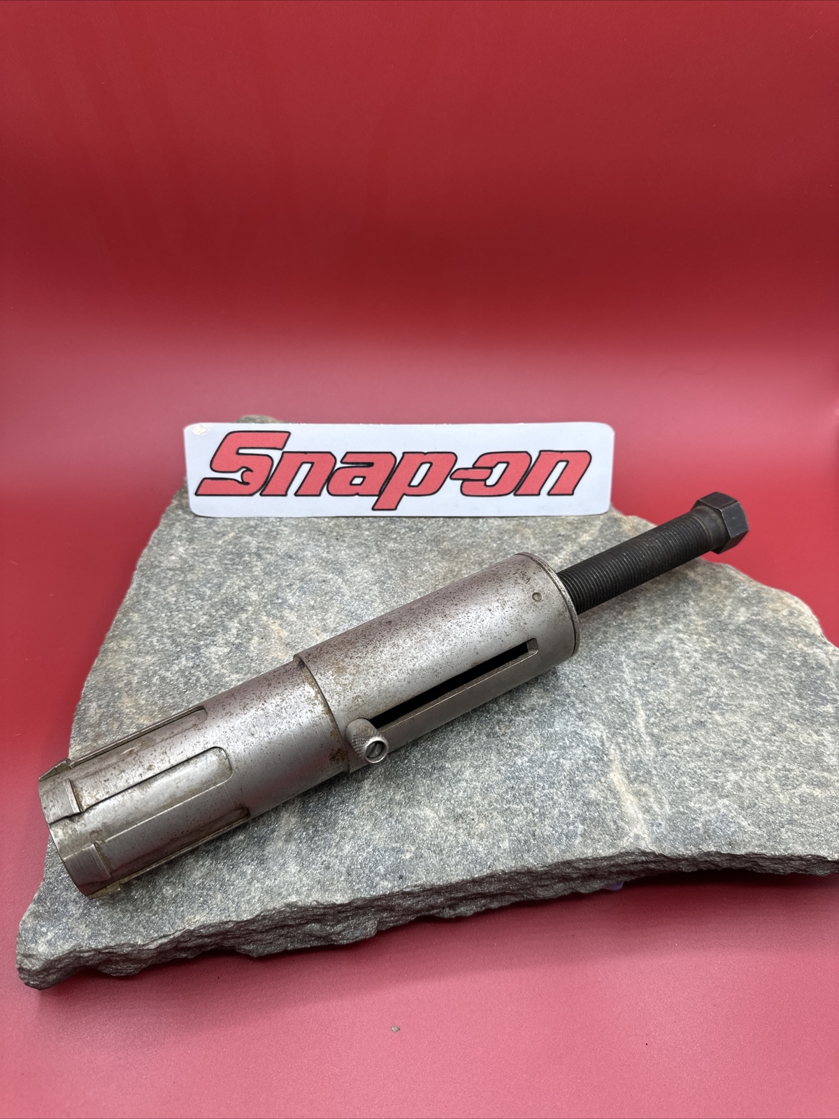 Snap on transmission bushing puller S8687A Works Great! Nice Snap On