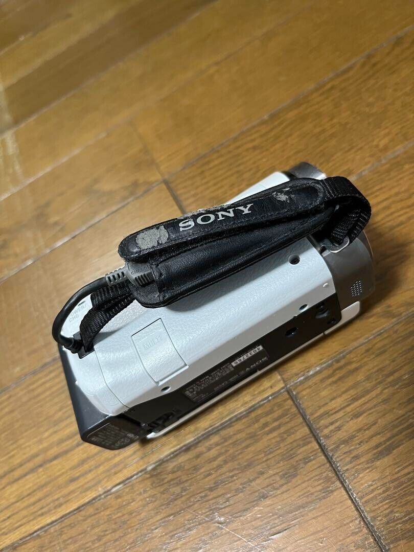 SONY HDR-CX535 HandyCam Digital HD Video Camera Recorder SONY HDR-CX535 HandyCam Digital HD Video Camera Recorder