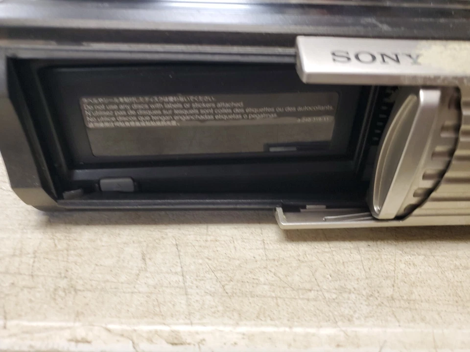 Sony CDX-454RF Car/Boat 10 Disc CD Changer Untested Parts Or Repair (C42) - Image 3 of 4