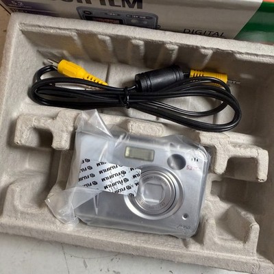 Fujifilm FinePix A Series A350 5.2MP Digital Camera - Silver for