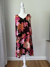 Tahari Arthur S. Levine Petite Floral Overlay Dress Size 2P 