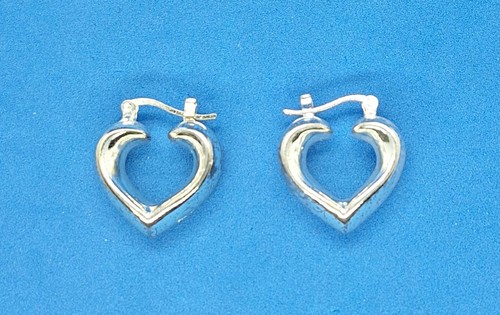 Vtg Sterling Silver Heart Shaped Hoop Earrings Marked 925, 3/4" Dia Unbranded