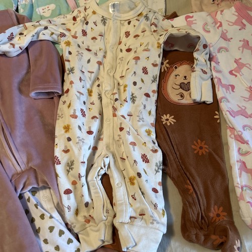 Lot Of 12 Pieces Baby Girl Clothing Size 0-3 Months Mixed Fall Winter Play #2 - Picture 8 of 8