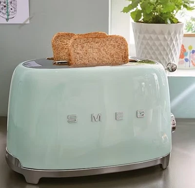 SMEG 2 Slice Toaster Pastel Green Retro Style Brand New With Box - Image 1 of 4