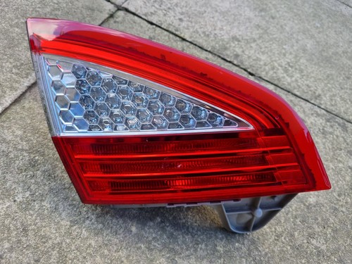 Luz trasera de freno puerta trasera maletero interior lado pasajero ford mondeo mk4 n/s 2007-14 - Imagen 2 de 7