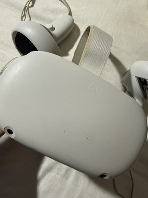 Meta Quest 2 VR